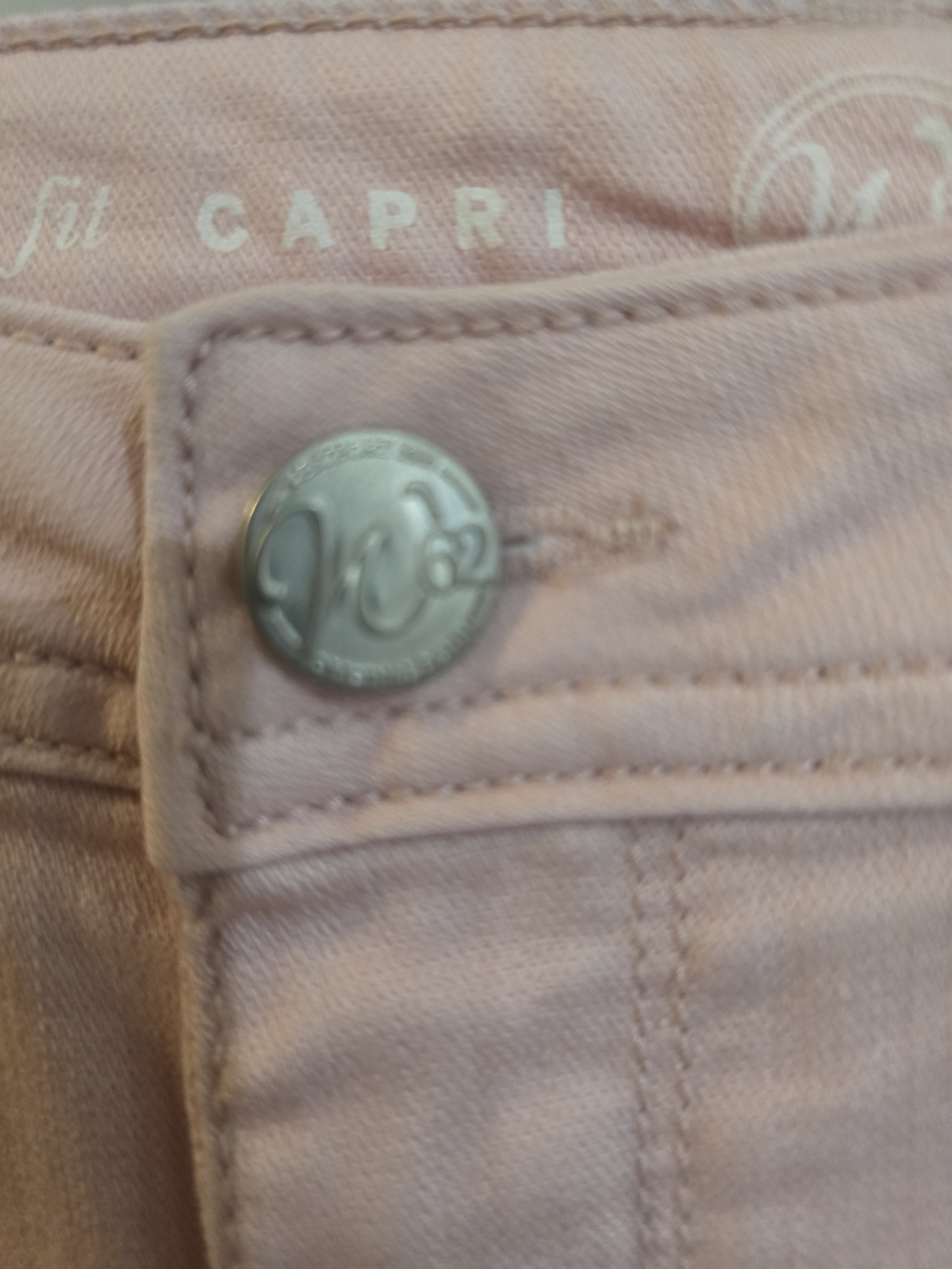 Women’s Pink Stretch Capri Jeans Size 14 New - Picture 4 of 7